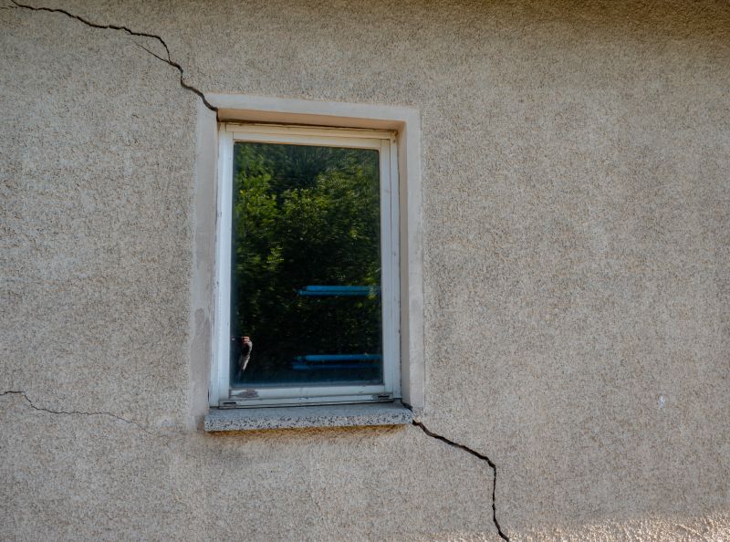 Stucco Crack Repair